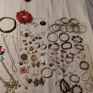 Jewelry lot mixed